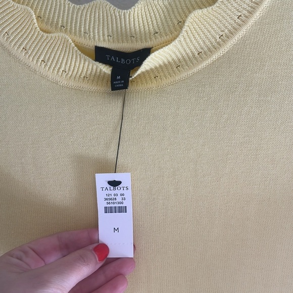 NWT Talbots Women’s Woven Sleeve Pullover in Daisy Yellow with Scalloped Collar - Picture 3 of 8
